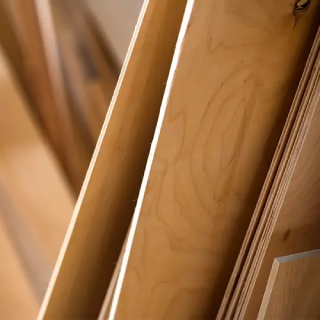 Hardwood plywood